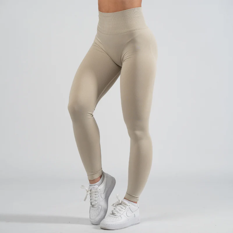 FOXED® ALPHA SCRUNCH SEAMLESS LEGGINGS SAND - Image 3